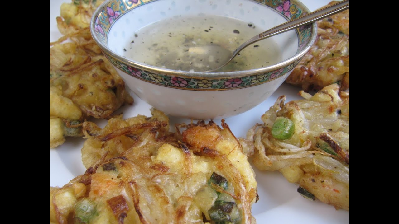 Ukoy (filipino fried shrimp patty) | #yummypilgrim