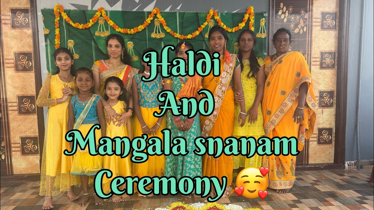 Ma chinnari pellikuturu haldi and mangala snanam vedukalu chudam randi 🫣// family function 