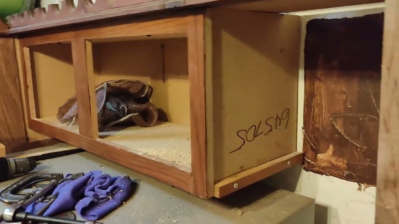 Kitchen Cabinets (Part 4 The Finale)