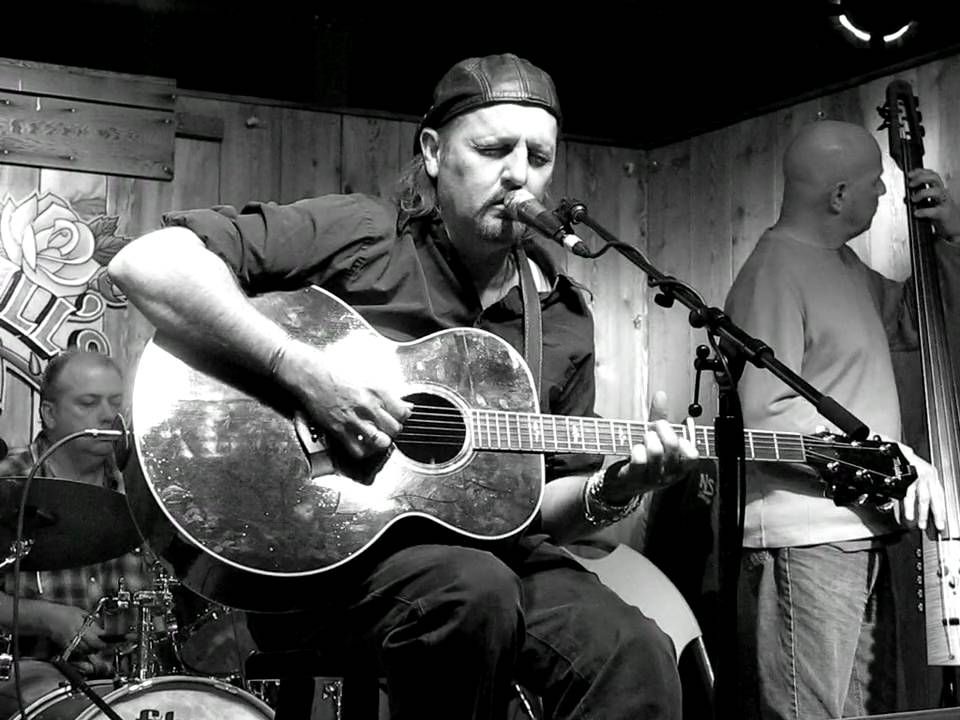 Jimmy LaFave sings 
