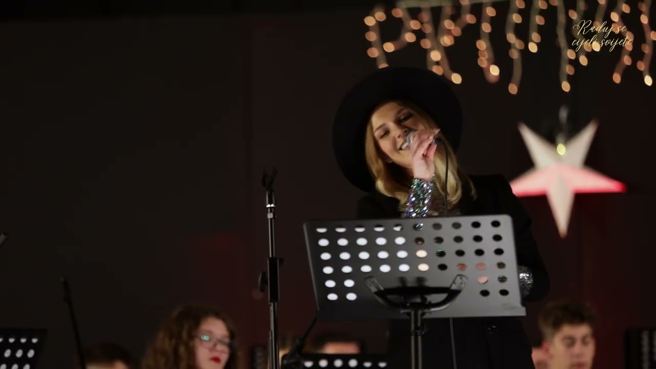 BOŽIĆ BILI - Zsa Zsa & Tamburaški orkestar