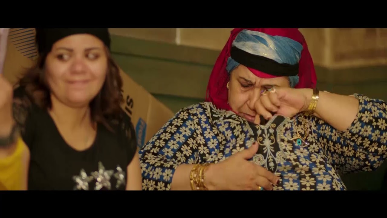 فاطمة  كشري و هي عاملة فيها زعيمة  سجن ابو زعبل  ههههه ضحك مووووت