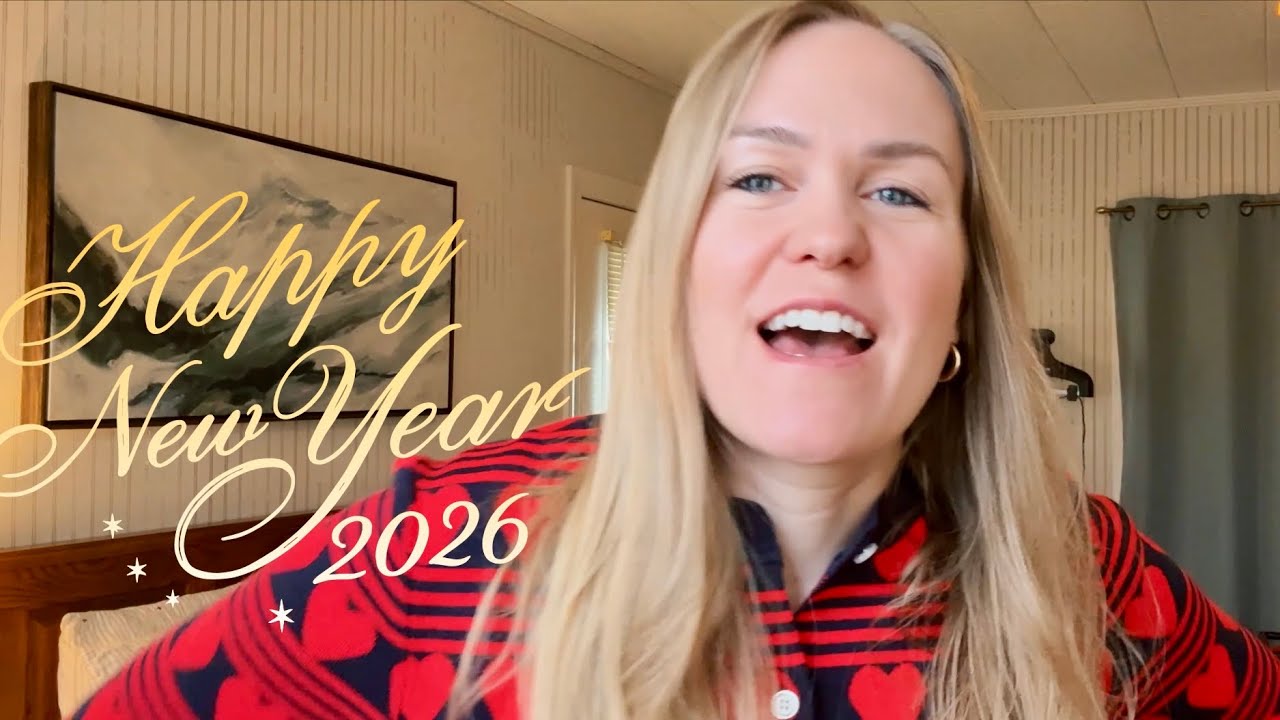 Reflect and reset for 2026!🎉 Take-down Christmas decor, bigger chicken coop, ￼Kentucky geared-up 