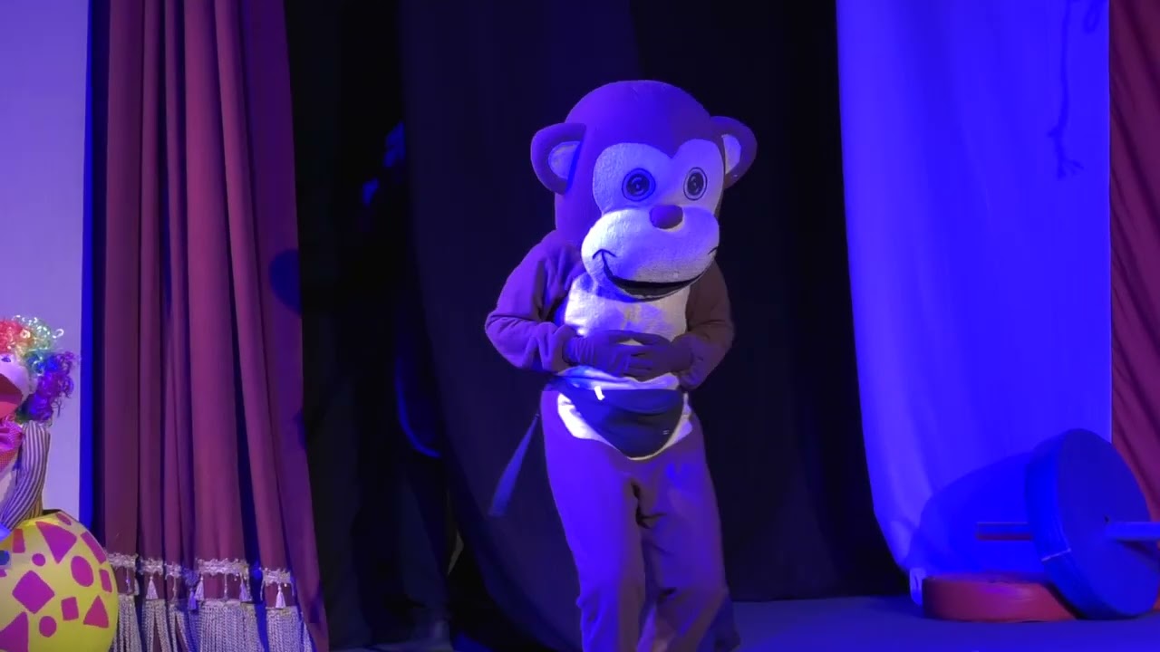 مسرحية سرك عم حبيب