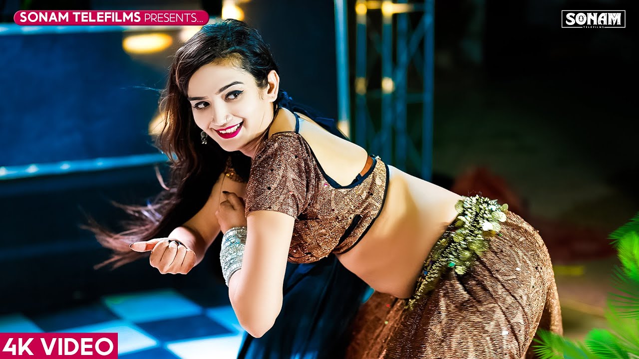 जामुन्या रंग की बेल || Jamunya Rang Ki Bel || Komal Rangili Dance || Sonam Gujari Marwadi Dj Song