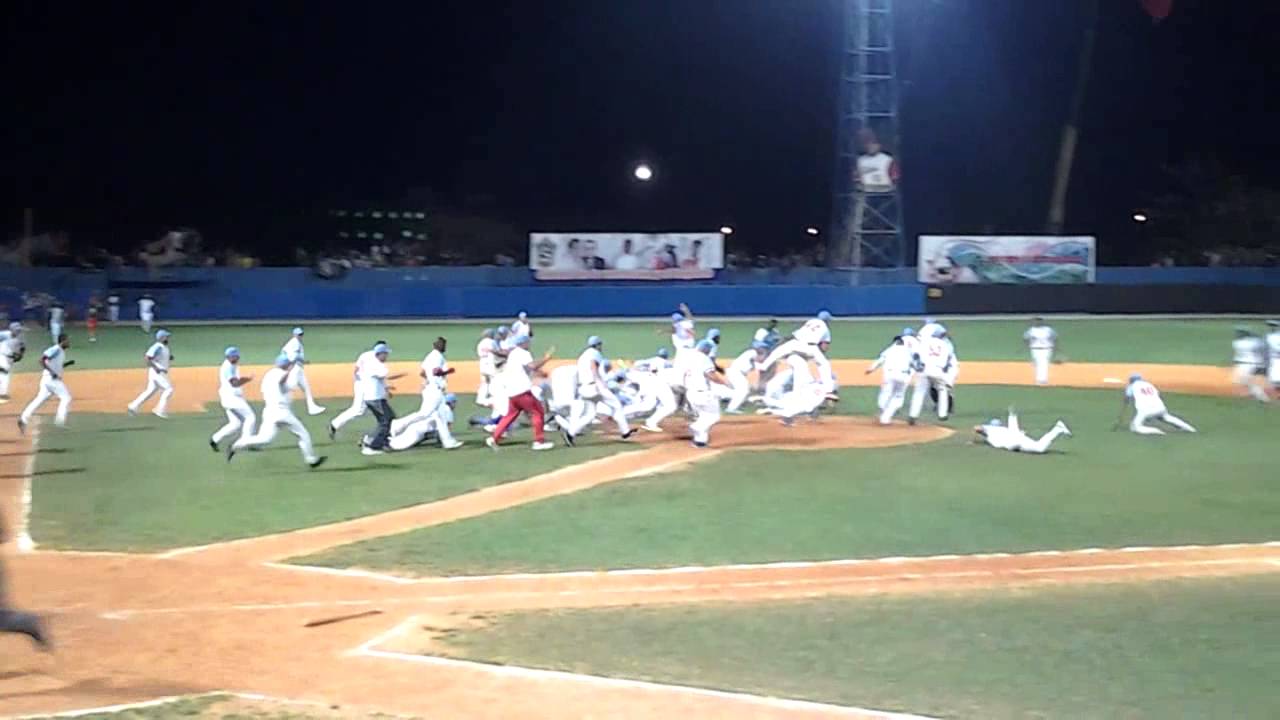 Ciego de  Ávila:  Campeones de la 54 Serie Nacional de Béisbol