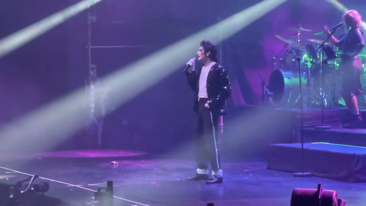 Billie Jean - This Is Michael - Lenny Jay - MULTICAM