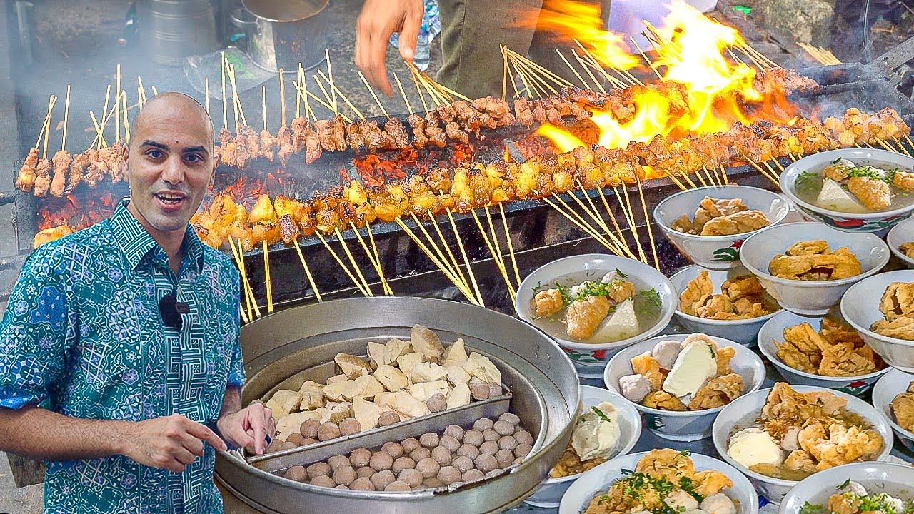 45 MUST TRY Indonesian foods - LAKSA Bogor + BANDUNG Noodles + Sundanese BBQ + CIREBON Fried Chicken