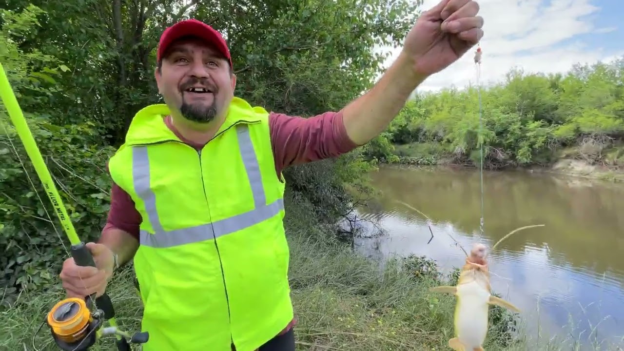 Conociendo nuevo arroyo. Linda variada se nos dió, día de pesca y choripaneada Al final linda taru!🎣