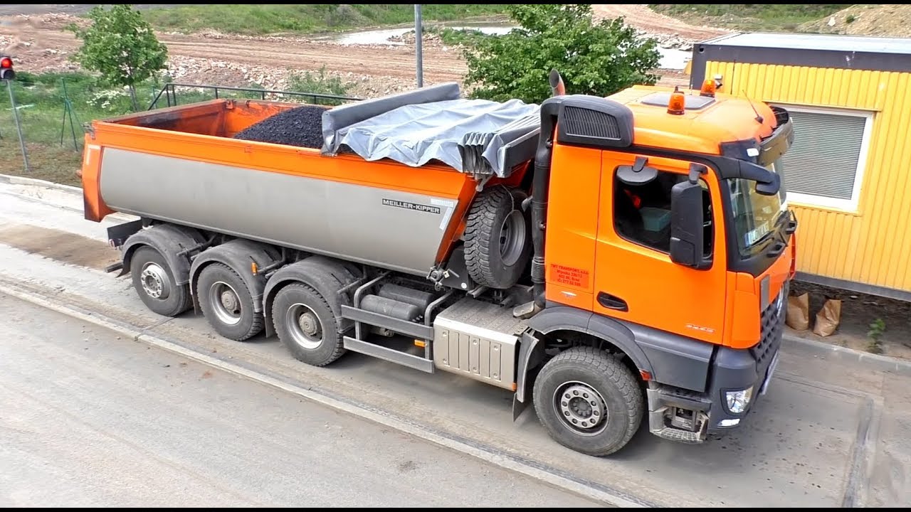 Mercedes Arocs on asphalt plant