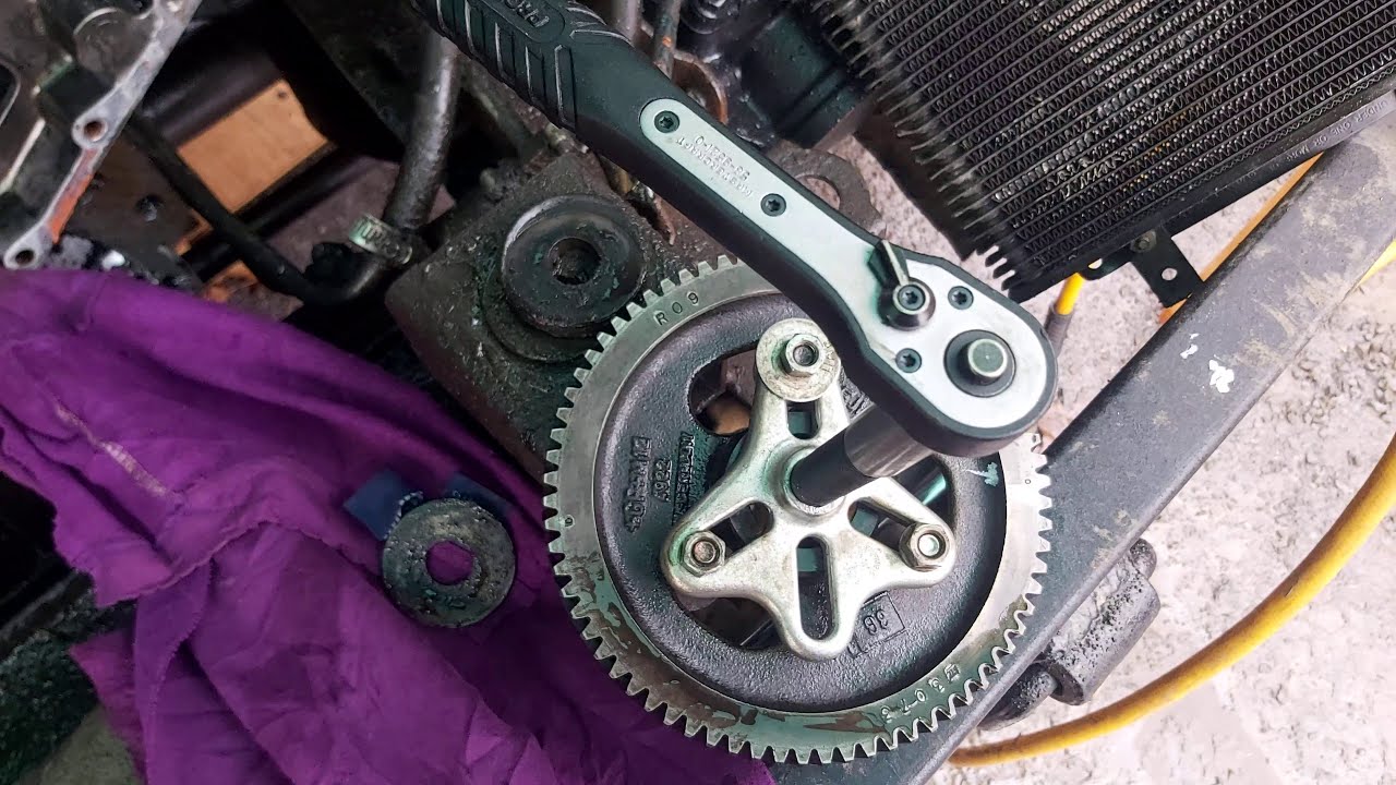 Cummins cam gear removal easy!