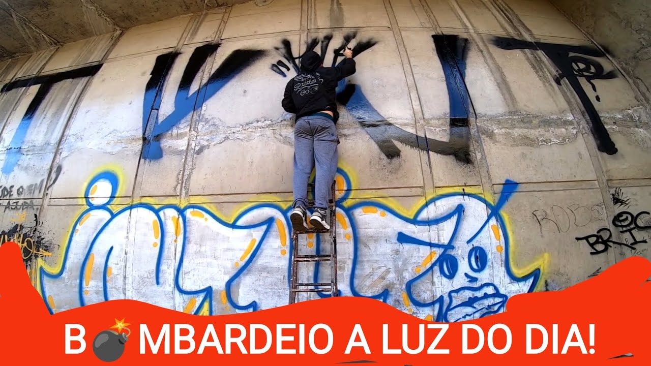 NA CONTRA MÃO DO SISTEMA .PIXO - GRAFFITI.