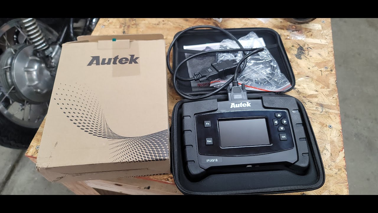 Autek Ifix 919 OBD Scanner and Repair Tool Demo