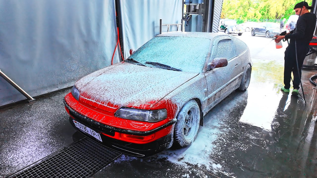 INSANE Deep Clean on a Legendary Honda CRX VTEC &mdash; Hand Wash & Full Detailing Transformation 🔥