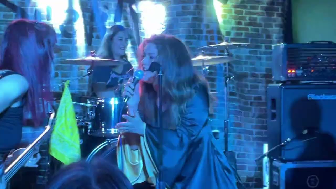 Suevia After Movie - Concierto 22/10/22 en Pub Transylvania (Vigo)