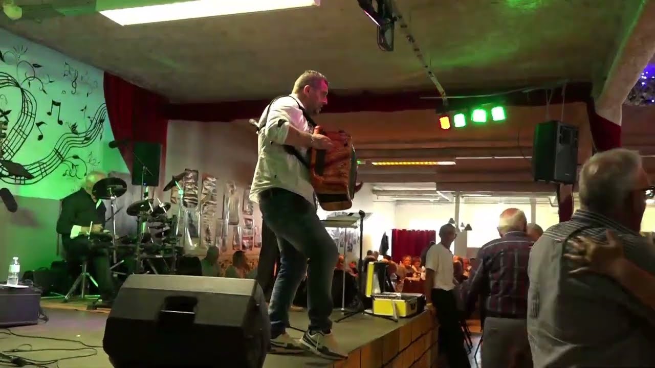 Jérôme FARGES Au bon temps Aurillac mai 2022 Folklore