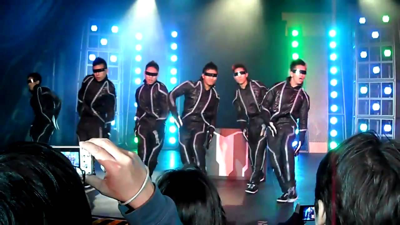 Poreotics @ Disneyland 11.21.2010
