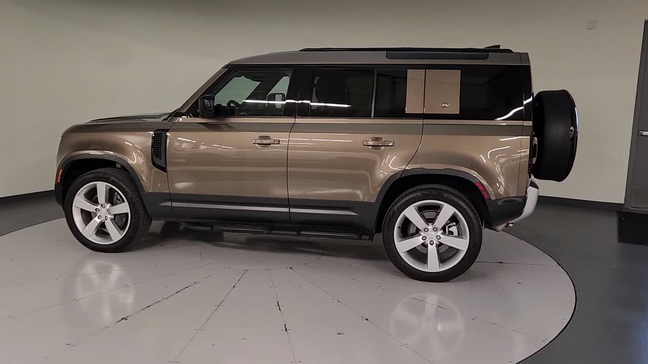 2024 Land Rover Defender 110 S TX Friendswood, Pearland, Houston, Pasadena, League City