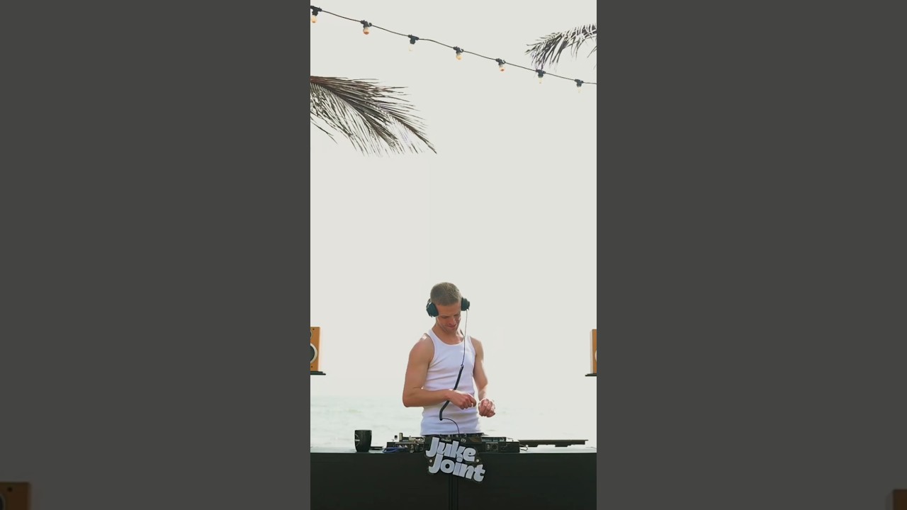 Tom in the mix! Only at Juke Joint 🔥 