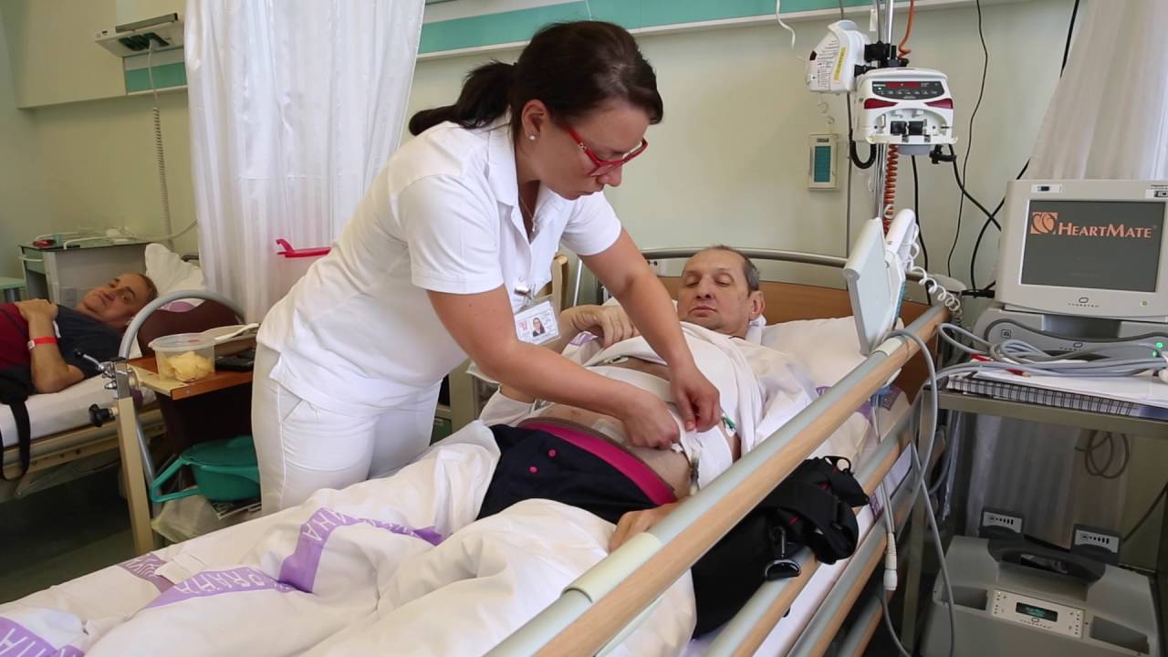 Všeobecná sestra u lůžka IKEM