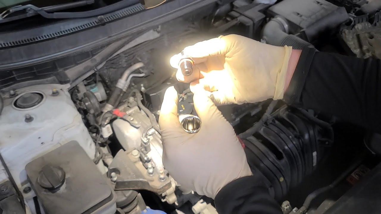 2015-19 Hyundai Sonata 2.4l замена клапана PCV с маслом
