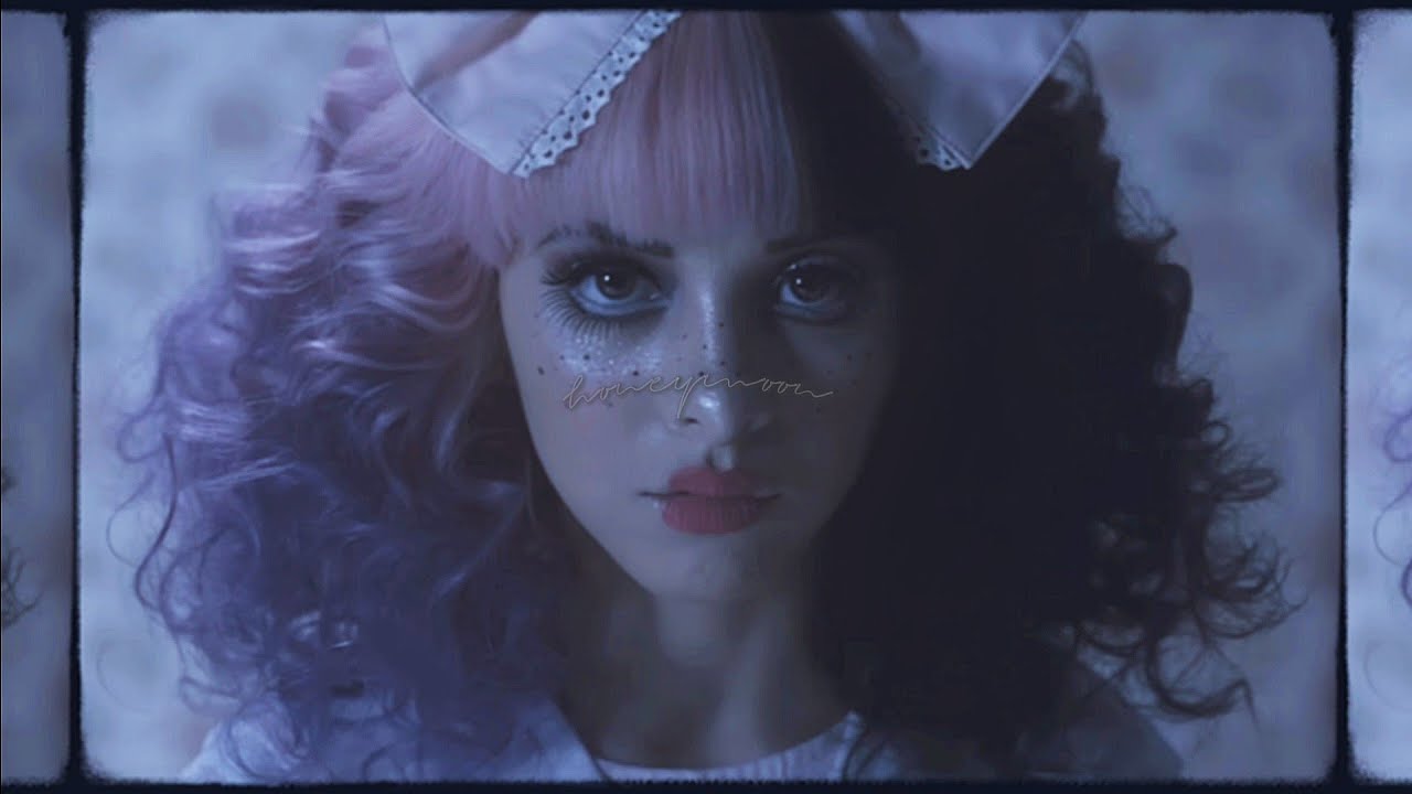 Melanie Martinez - DOLLHOUSE (sad, dreamy version)
