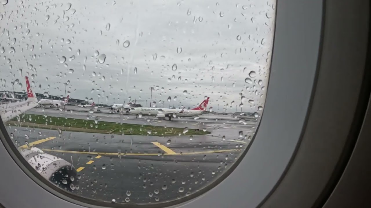 Turkish Airlines Flight TK1965 Istanbul to Gatwick- Take off 🇬🇧🇹🇷