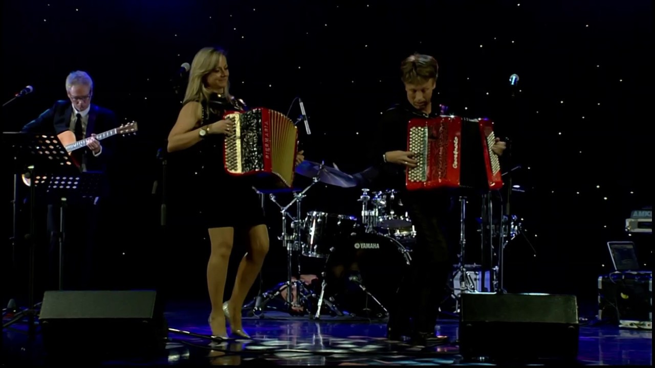 Jean-Robert CHAPPELET& Carole MONTMAYEUR - Série de boléros
