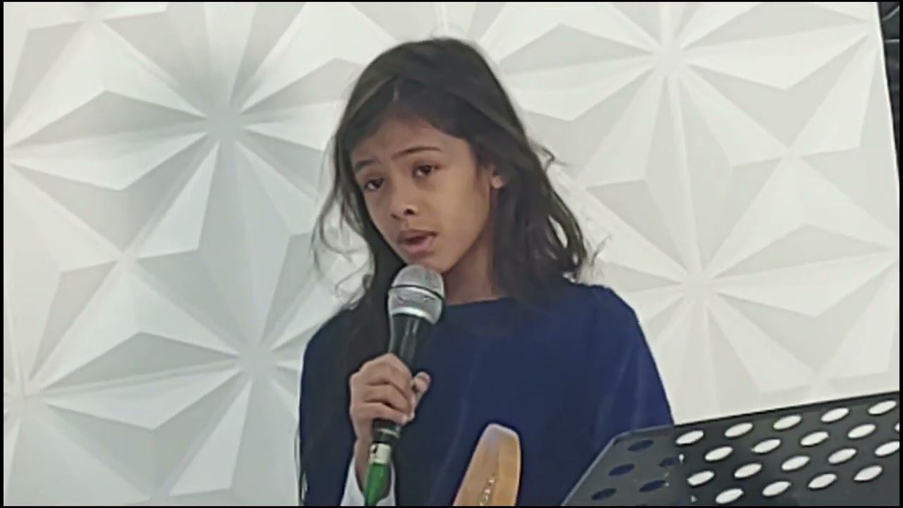 HÁ MOMENTOS QUE AS PALAVRAS NÃO RESOLVEM