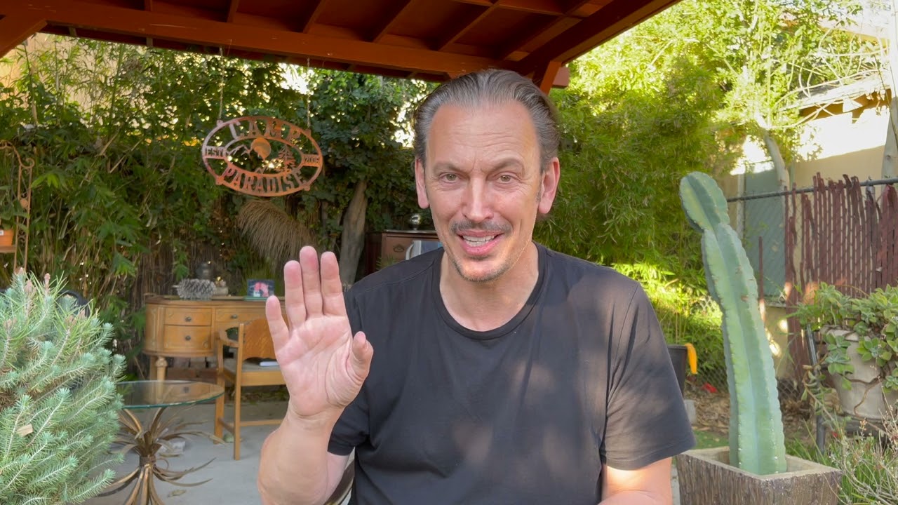 Steve Valentine talks about Danny Sylvester aka Sylvester the Jester