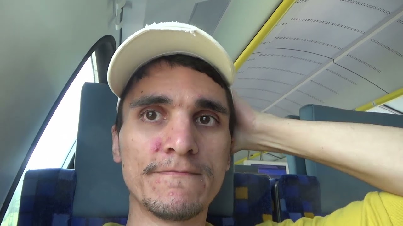 Szobi kir&aacute;ndul&aacute;s vas&uacute;ti S&aacute;voly h&iacute;d 2 kast&eacute;ly ami m&aacute;r csal&aacute;dih&aacute;z &eacute;s fi&uacute; koll&eacute;gium