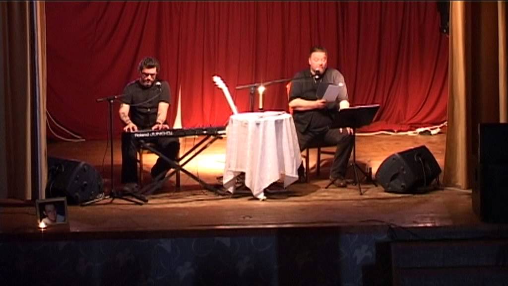 Dr. Vangel R&oacute;bert Eml&eacute;kest 2013 - Ap&aacute;k &eacute;s fi&uacute;k-Nyerges Attila zen&eacute;s irodalmi estje