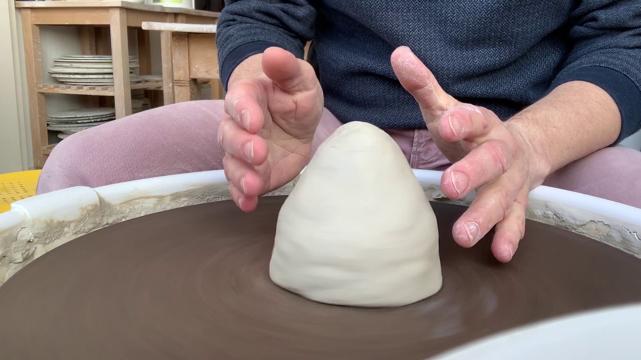 Töpfern auf der Scheibe in 8 Schritten