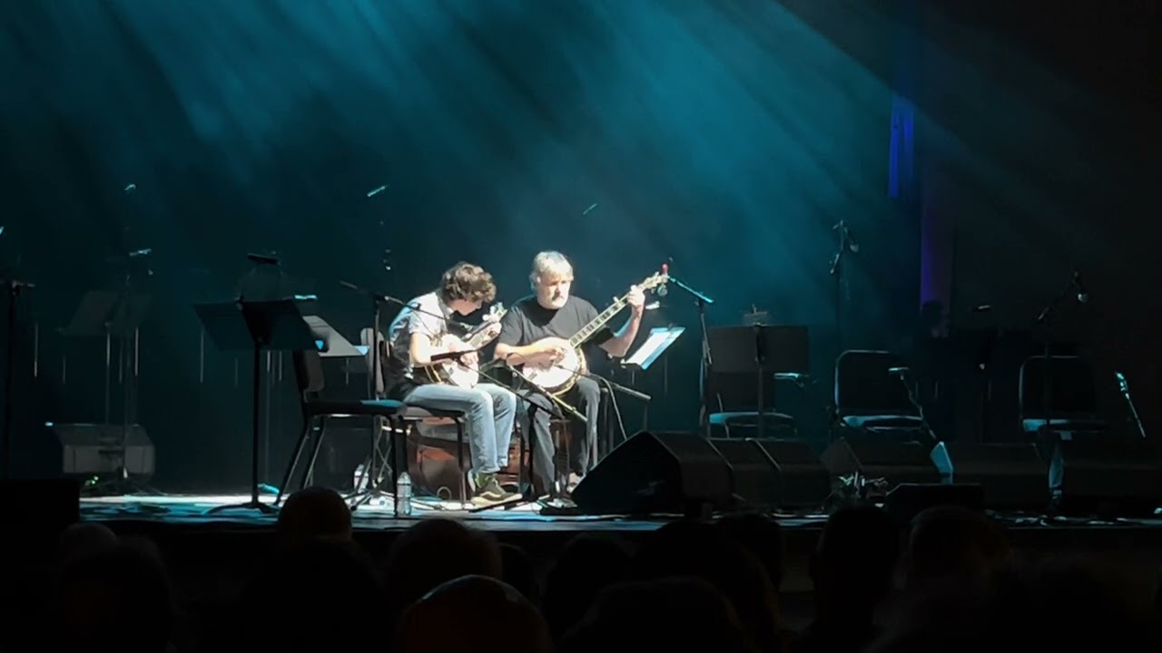 Frog in the Fog -- Nikolai Margulis and Béla Fleck