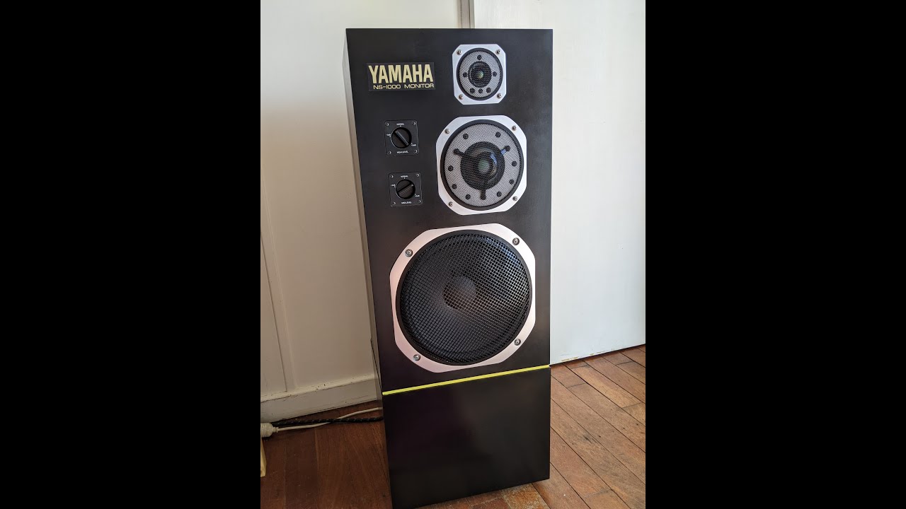 YAMAHA NS1000M LOUDSPEAKERS - ACCUPHASE E-206
