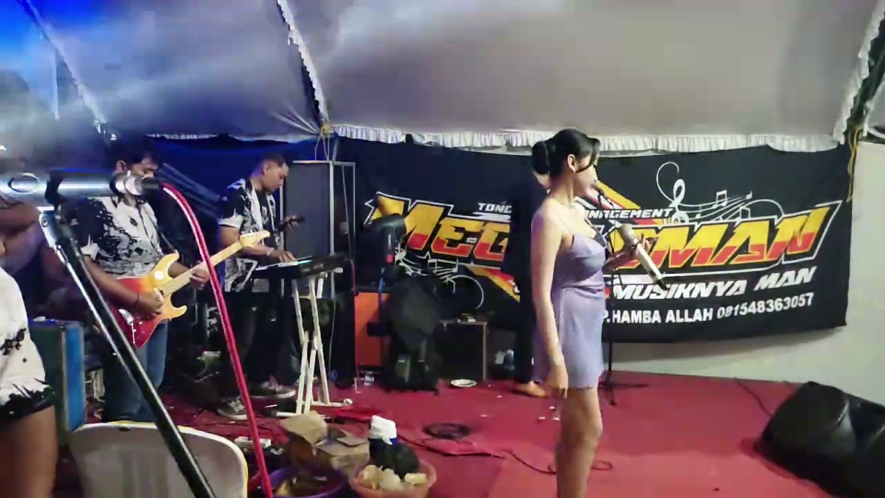 Layang Kangen-Megaloman-Voc Adelia Reda-Live di Desa Berugenjang Undaan Kudus