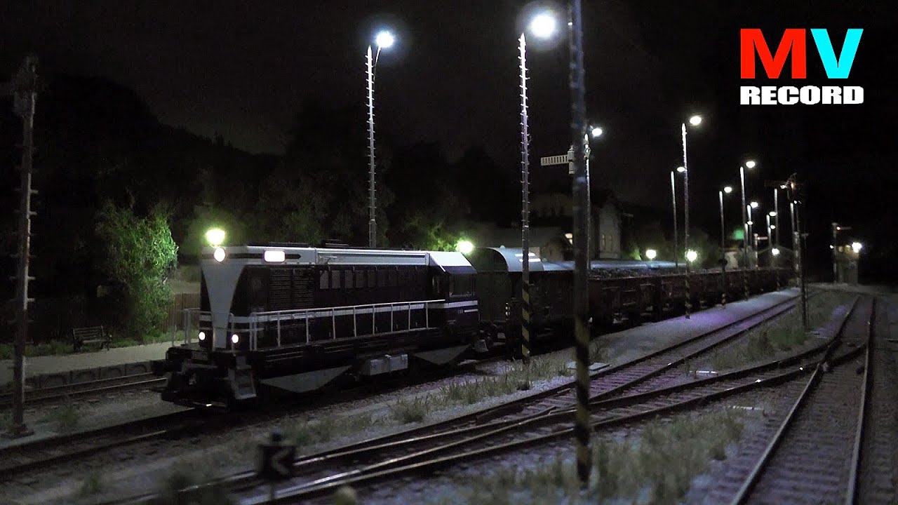 ČSD T435.0142 a ČSD T435.0140 Malý Hektor   ZIMO sound - zvuky + CZ hlášení