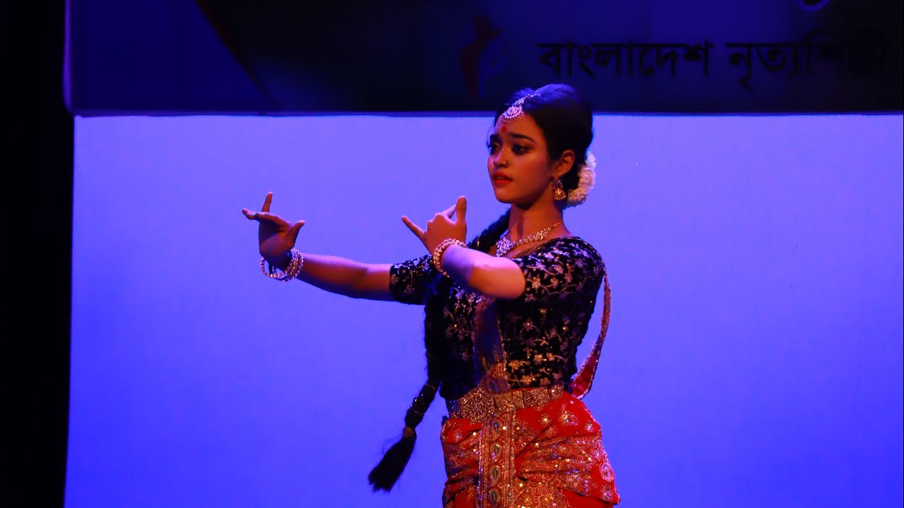 বাঁশী কেন গায় | Bashi keno gaay | Dance Performance by Tahia Tarannum |