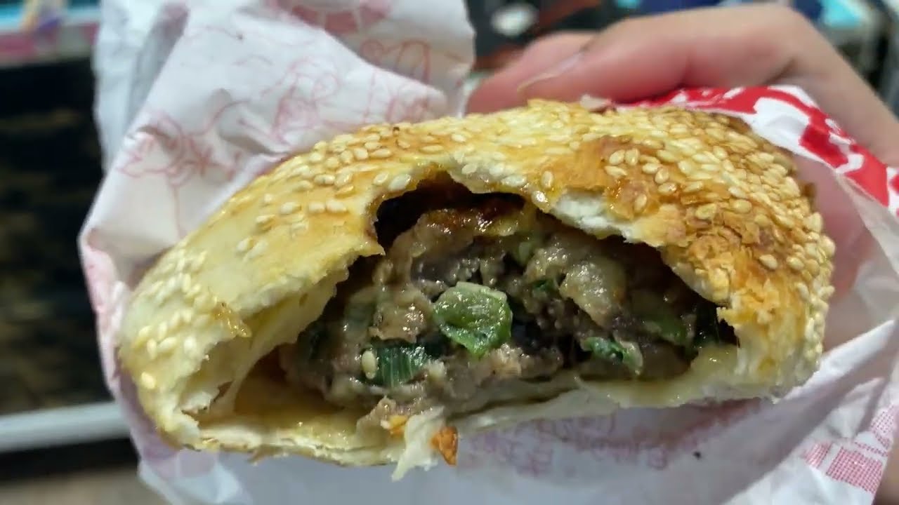 RAOHE STREET NIGHT MARKET FOOD REVIEW TAIPEI TAIWAN | Raohe Night Market