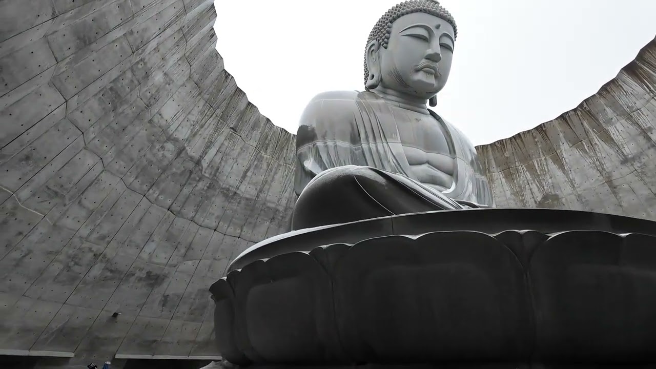 [POV] Hokkaido, Sapporo - Hill of the Buddha