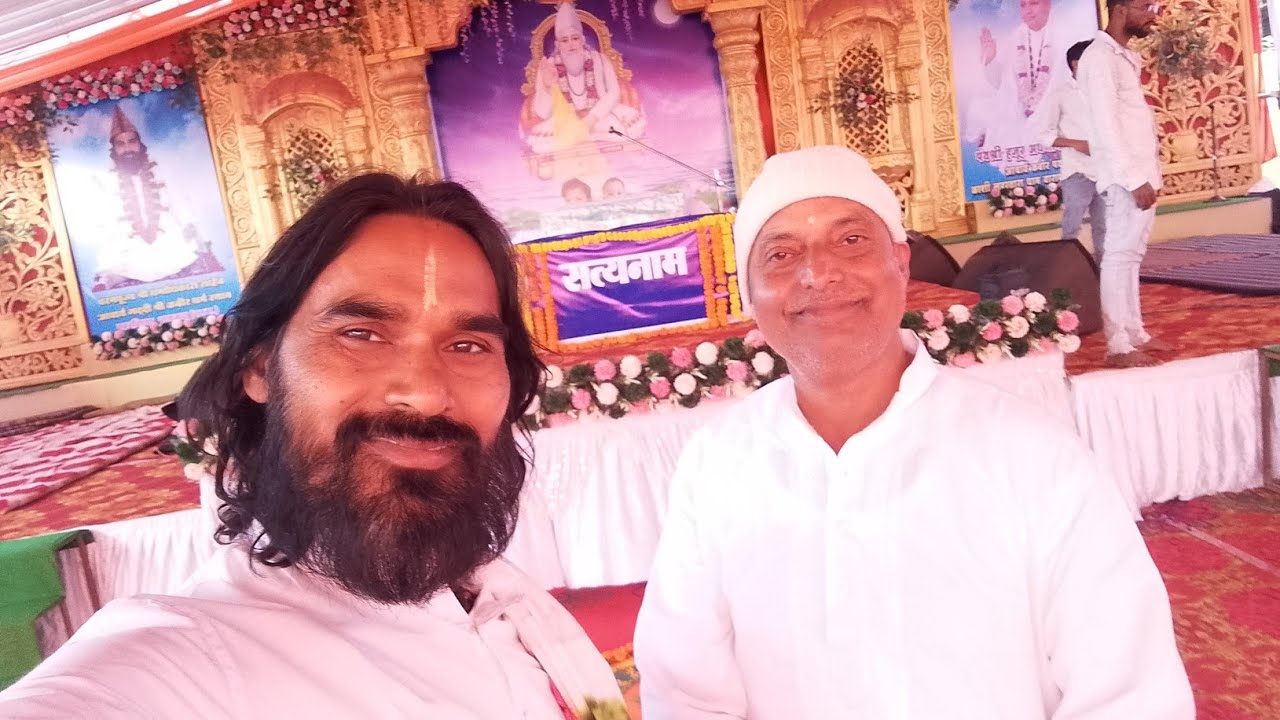 Nimora ke kaykarm me rihalsal krte sant jan