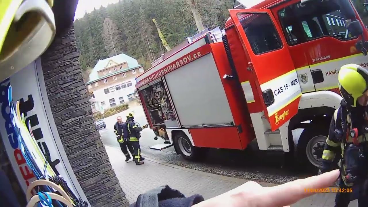 HASIČI HM 11.4.2023 Požár sauny v hotelu - Pec pod Sněžkou