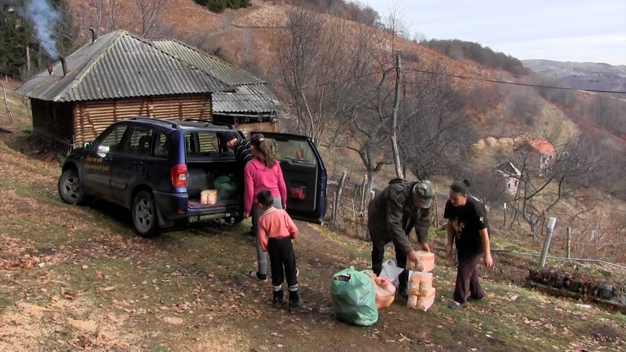 Pomoć šestočlanoj porodici u selu Brezovica na Goliji