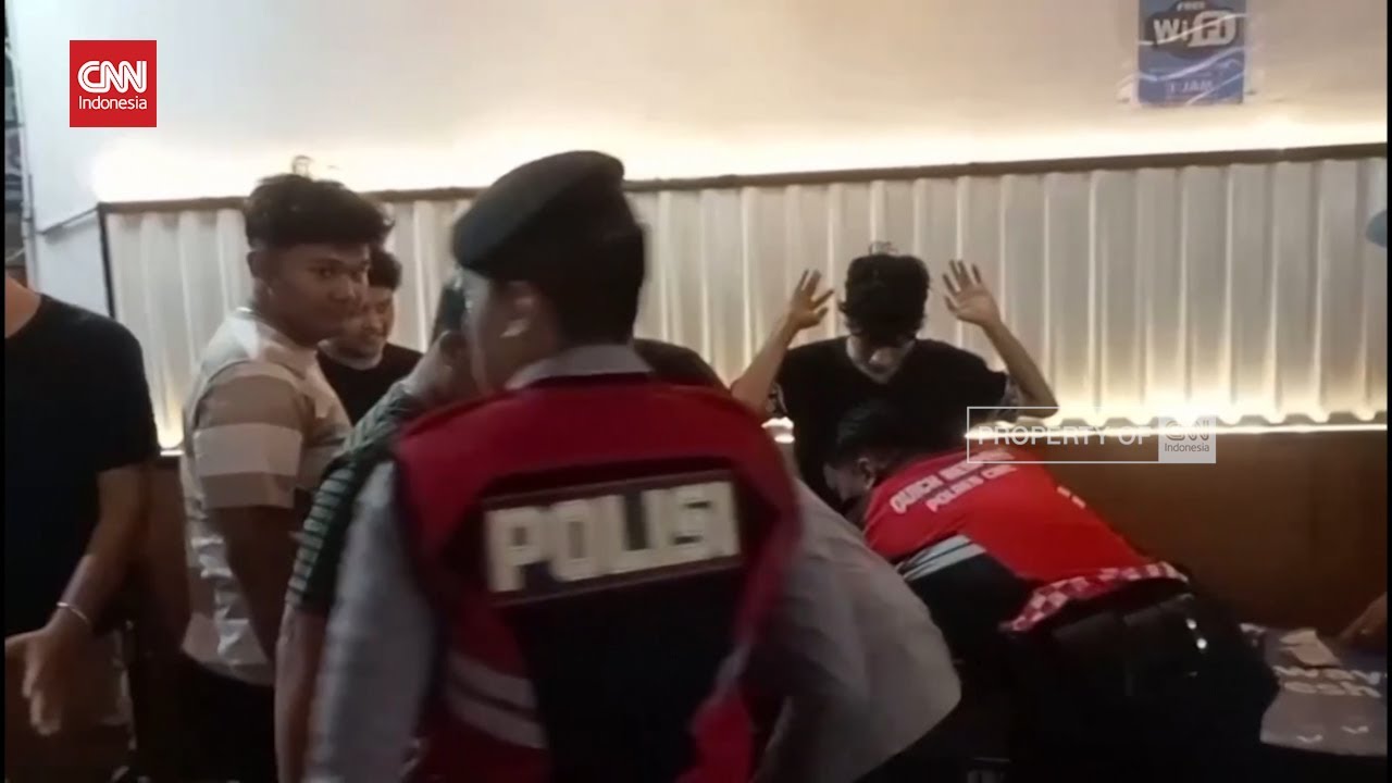 Razia Jam Malam, Polisi Cirebon Amankan Puluhan Pelajar