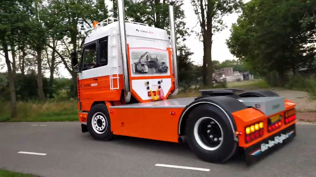 Scania 143M 500 V8 @  Metropole Historic Transport Festival Druten 2023