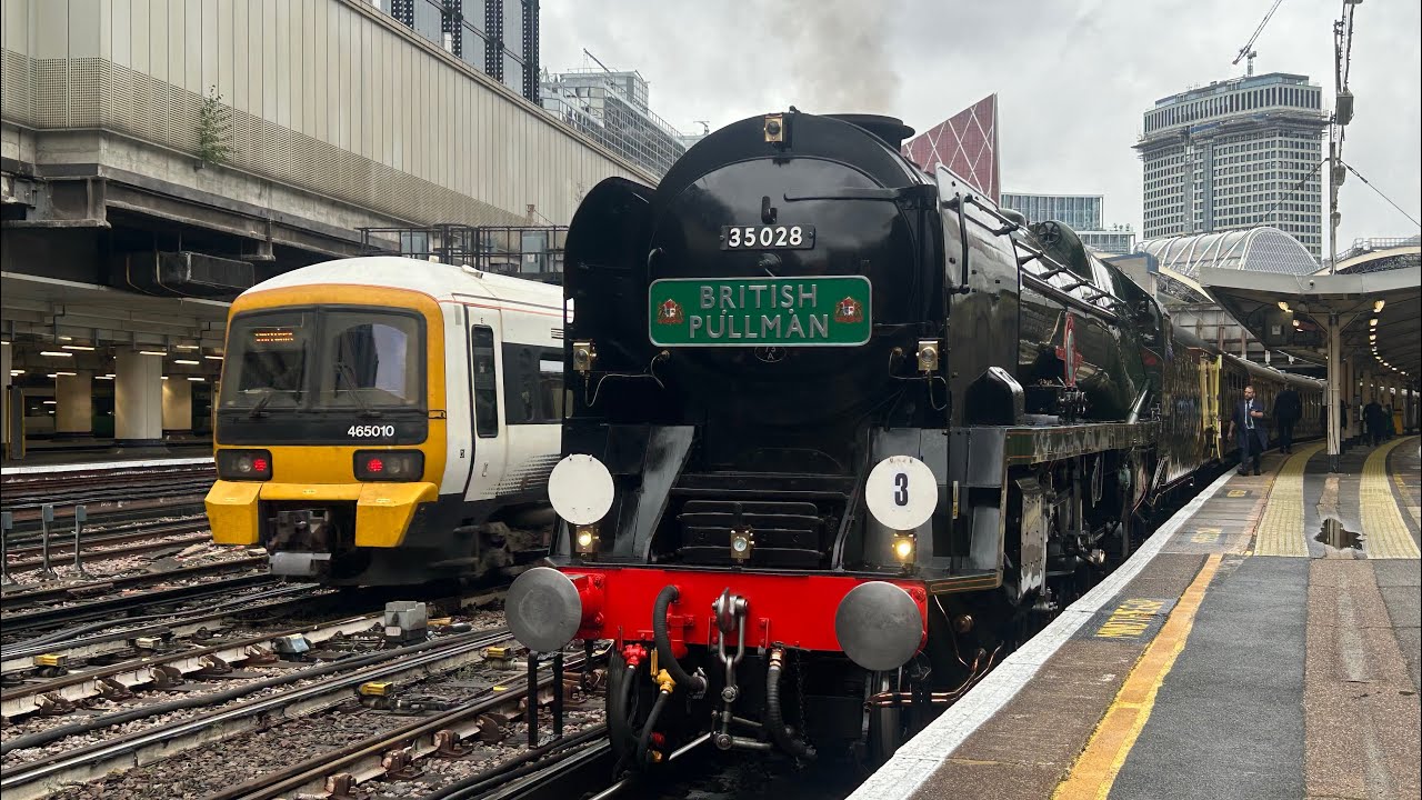35028 Clan Line and 67024 On The British Belmond Pullman at London Victoria! 23/10/25
