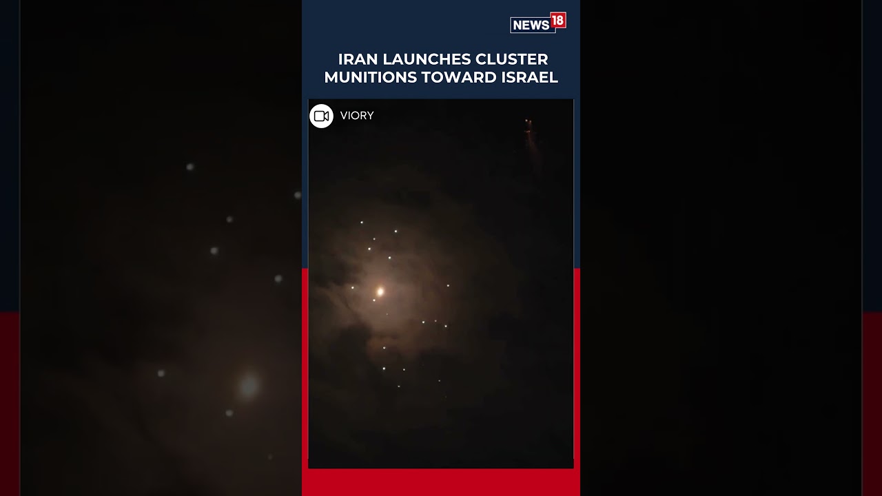 Tel Aviv Under Attack: Iran Launches Cluster Missiles, Residents Rush to Shelters| Iran-Israel |N18S