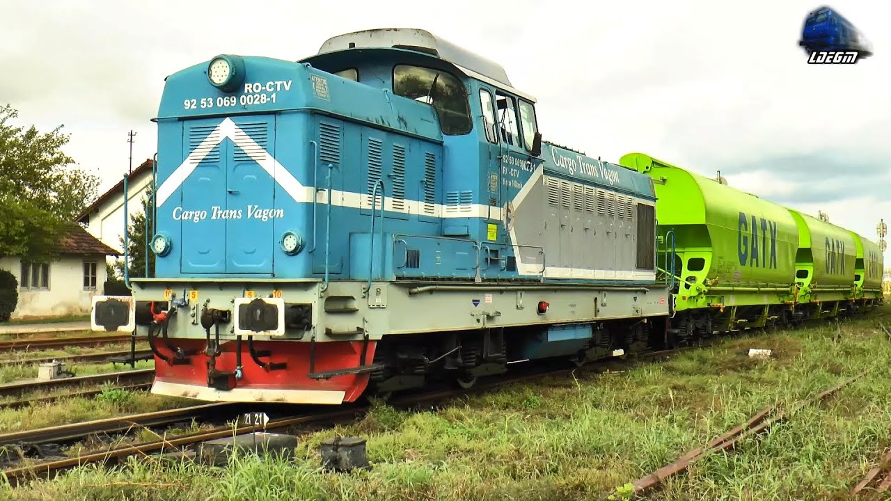 LDE1250 69-0028-1 la Manevră cu Vagoane de Cereale în Gara Oradea Vest - 07 Octombrie 2024