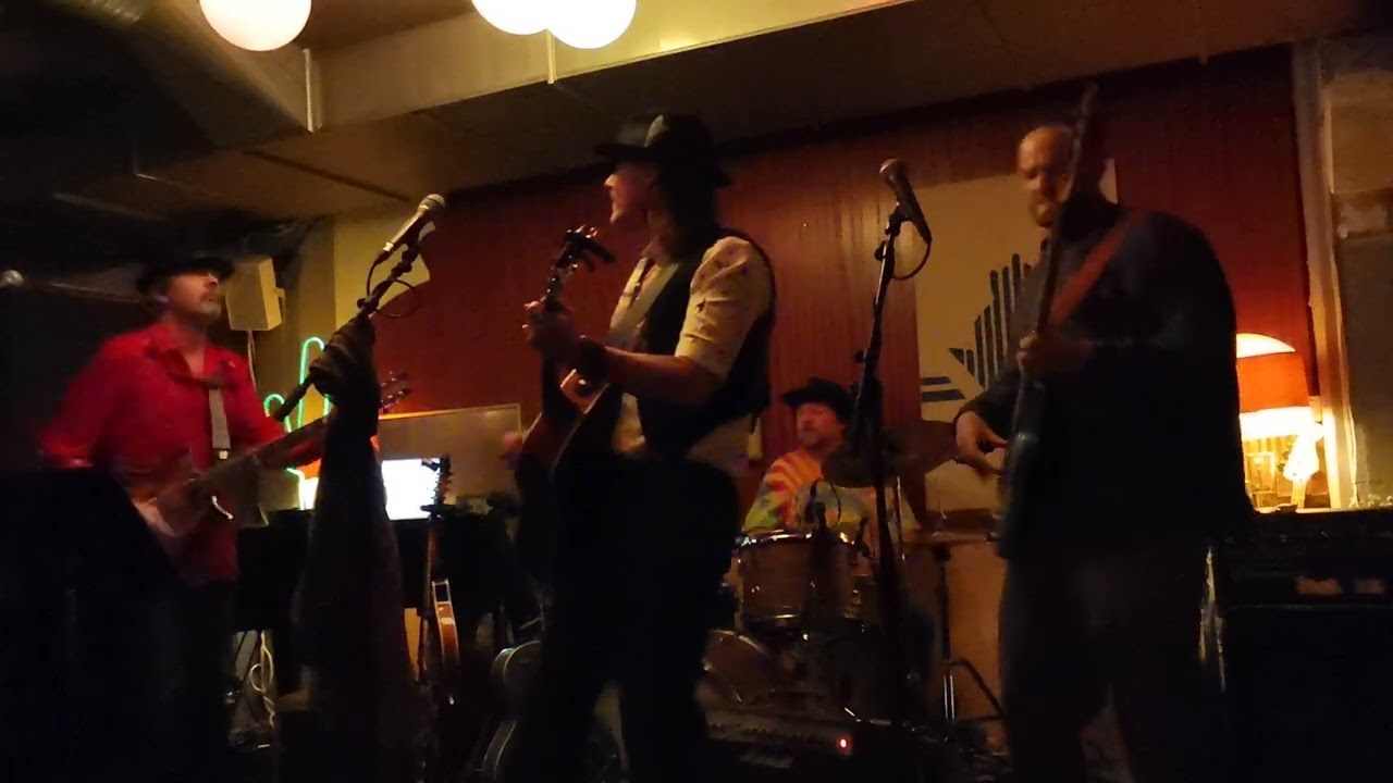 Sigvard & The Bonewhispers @ Grand Malm&ouml; -2023-01-06-Live / Tune: 009&hellip;