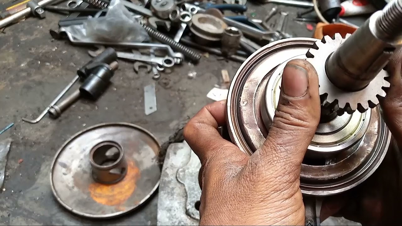 Cara Pasang Gigi sentrik motor vario 125(Motor Matik)